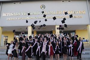 Mimarlık ve Tasarım Fakültesi 2022 Mezuniyet Töreni