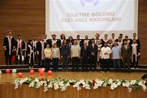 İİBF 2022 Mezuniyet Töreni